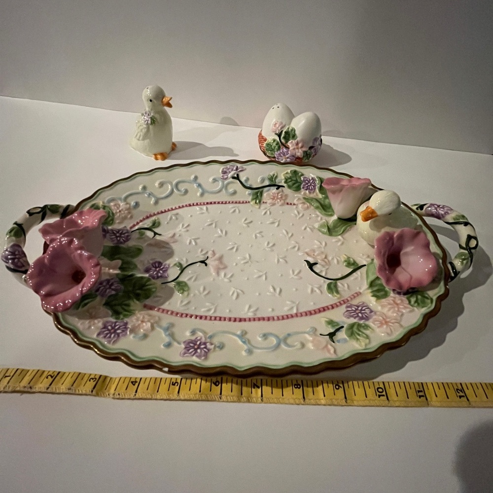 Avon 1978 Springtime Ceramic Platter with Salt and Pepper Shakers